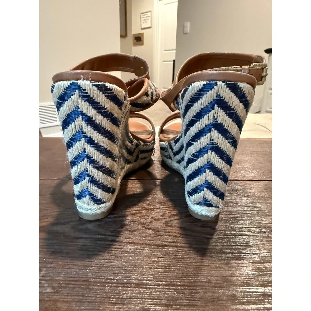 Ivanka Trump‎ Womens Blue White Chevron Espadrille Wedge Sandals Brown 6.5